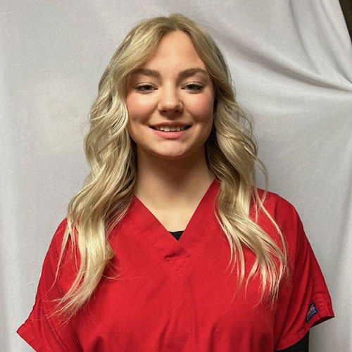 Allie, Receptionist & Vet Assistant at Apple Valley Veterinary Clinic
